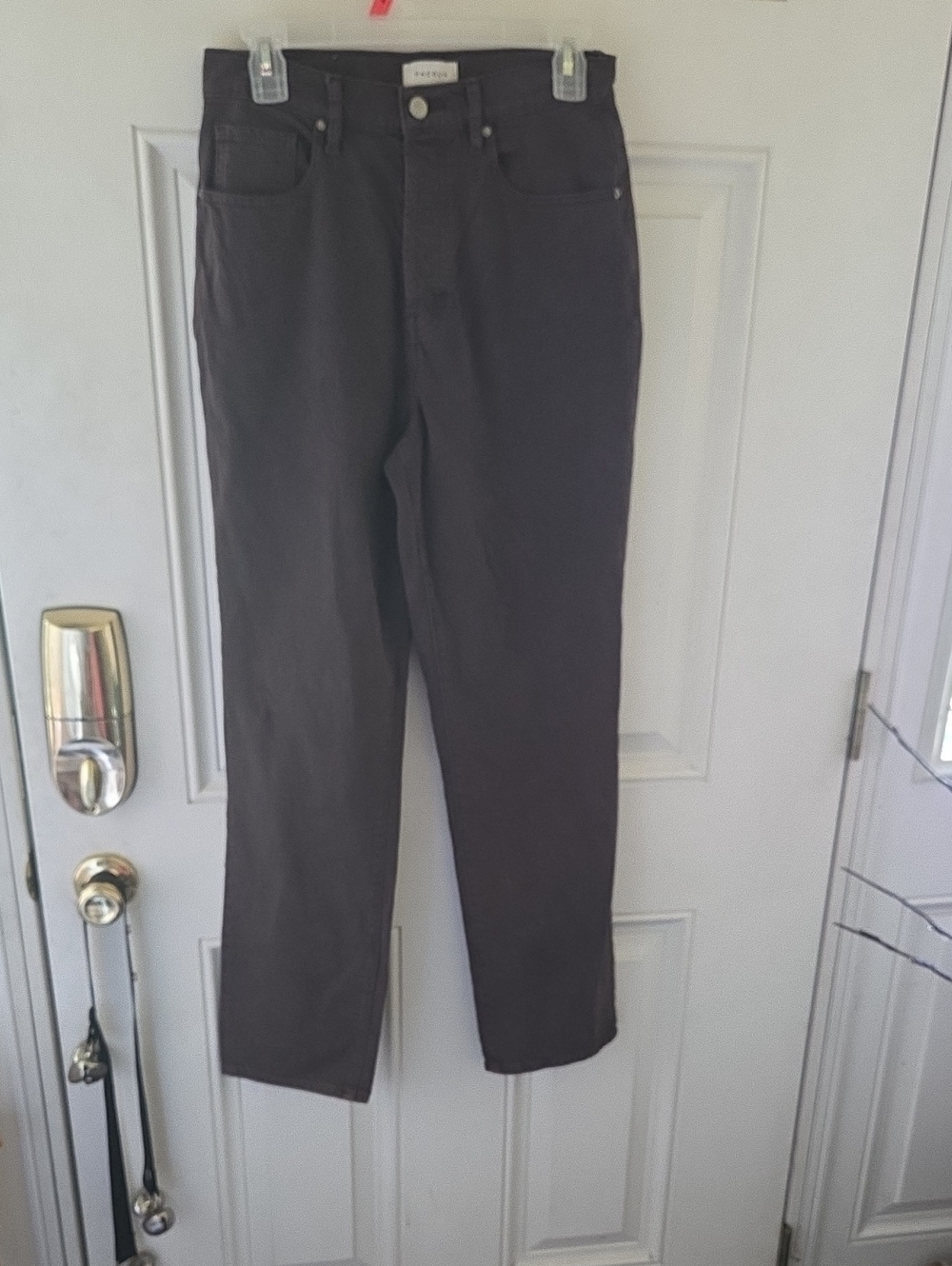 Straight Leg Jeans in Dark Brown